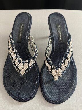 Beverly Feldman Jeans Kitten Heels Flip Flops